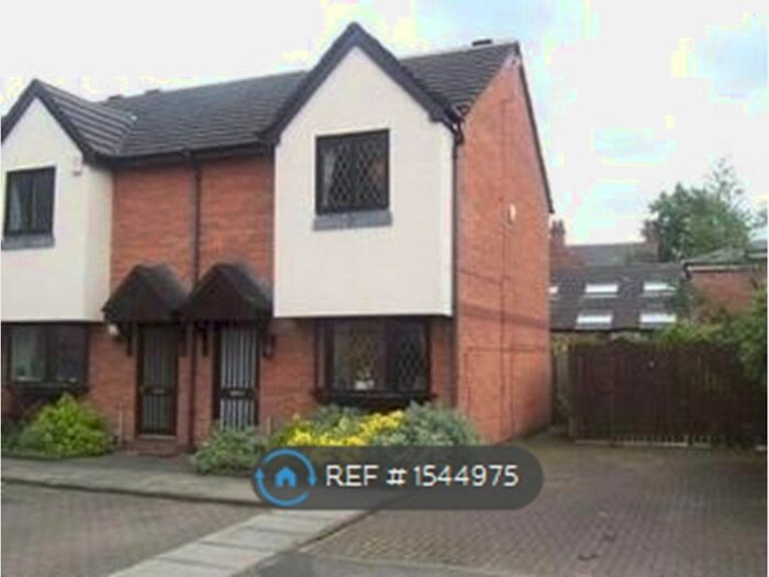 2 Bedroom End Of Terrace House To Rent In Wellington Close, Sale, M33