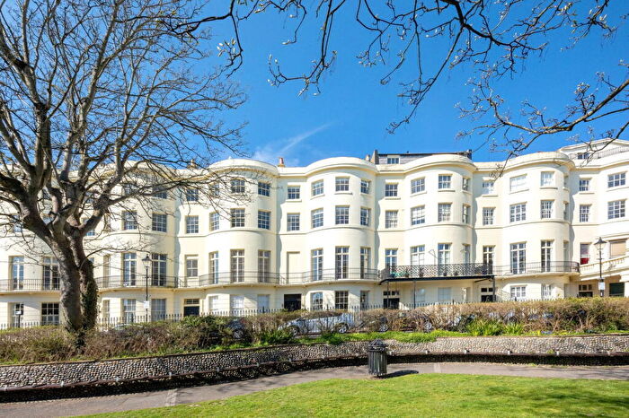 5 Bedroom Town House For Sale In Liverpool Terrace, Worthing, BN11