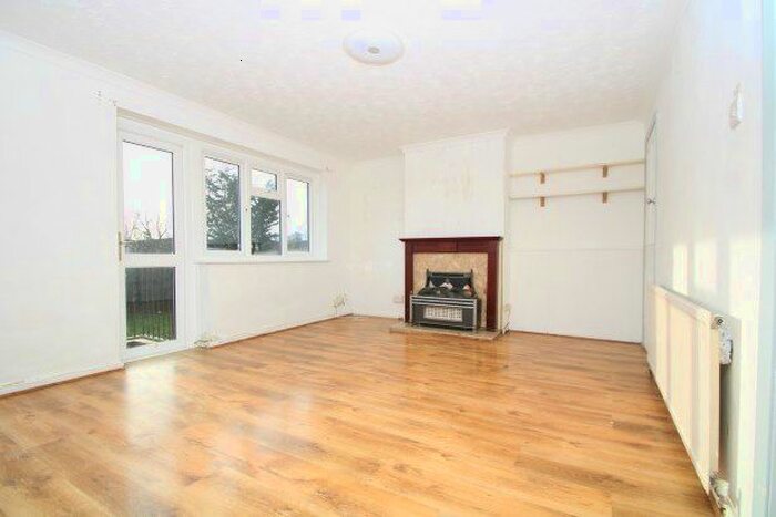 2 Bedroom Flat To Rent In Roden Gardens, Croydon, CR0