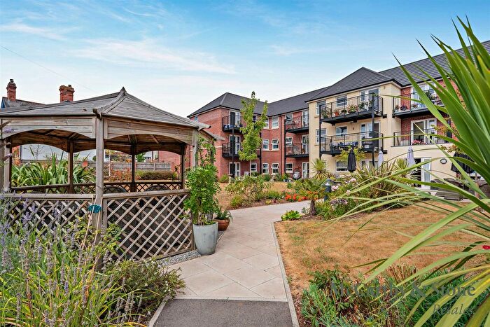 1 Bedroom Flat For Sale In Foxglove Place, Willand Road, Cullompton, EX15