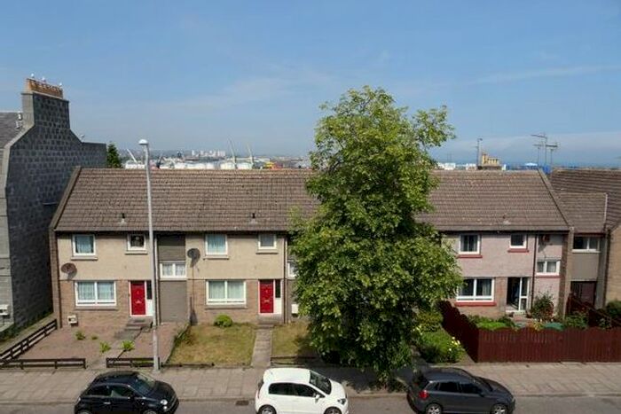 2 Bedroom Flat To Rent In Victoria Road, Aberdeen, AB11