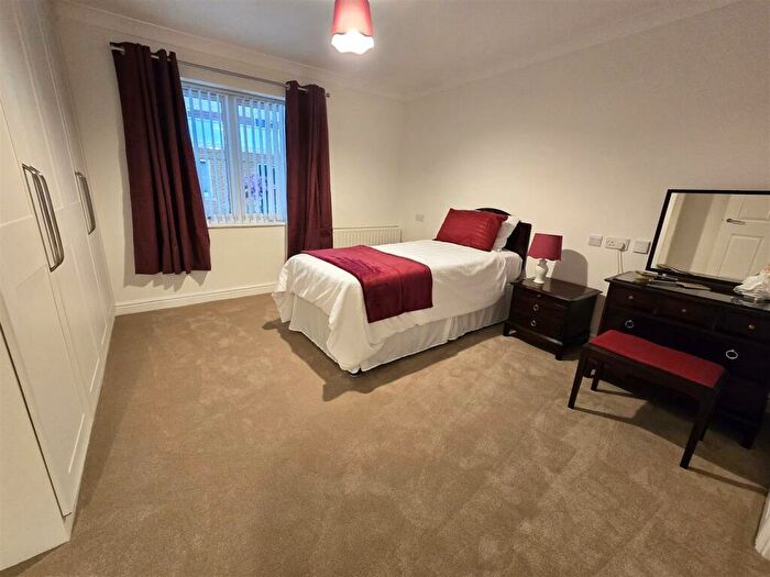 2 Bedroom Retirement Property For Sale In Malmesbury Road, Chippenham, SN15