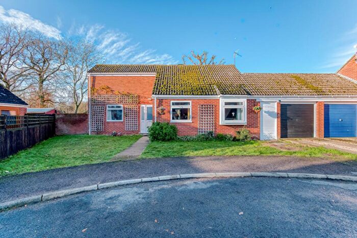 3 Bedroom Bungalow For Sale In Beech Close, Scole, IP21