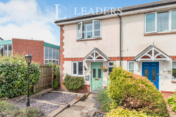 2 Bedroom Terraced House To Rent In High Street, Henlow, SG16