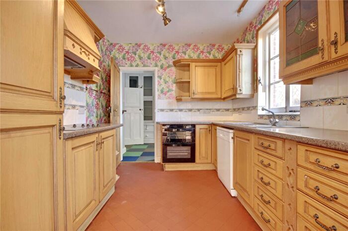 4 Bedroom Semi-Detached House To Rent In Elmhurst Road, Gosport, Hampshire, PO12