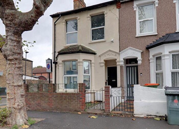 1 Bedroom Flat For Sale In B Masterman Road, London, London, E6
