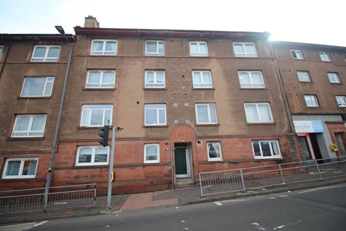 1 Bedroom Flat To Rent In Inverkip Street, Greenock, PA15