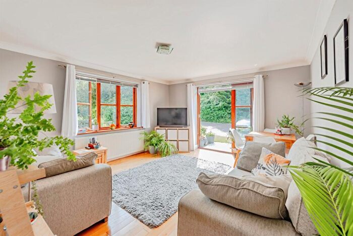 2 Bedroom Apartment For Sale In Wonham Place, Godstone, RH9