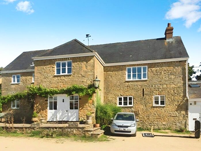 4 Bedroom Property To Rent In Uploders, Bridport, DT6