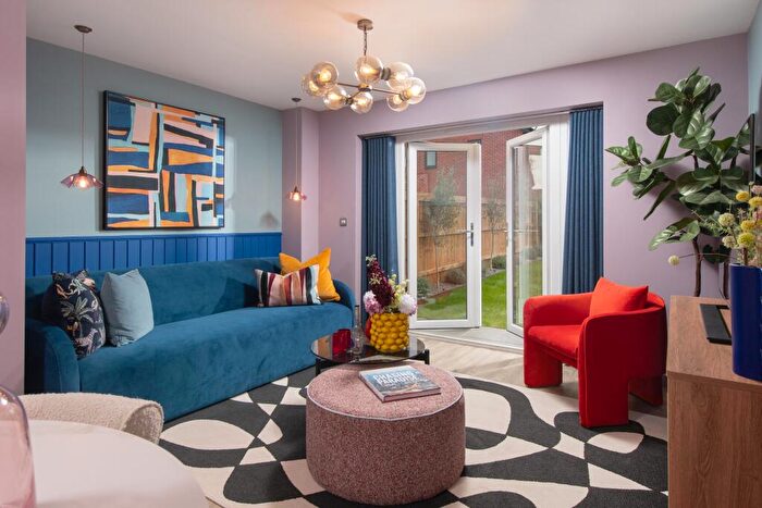 3 Bedroom Semi Detached House For Sale In Gateford, Worksop, Nottinghamshire, S81