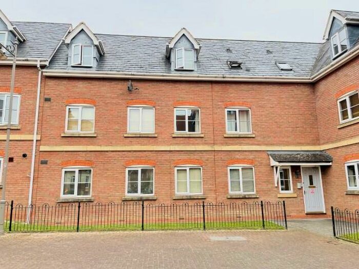 1 Bedroom Flat To Rent In Rumbush Lane, Dickens Heath, Solihull, B90