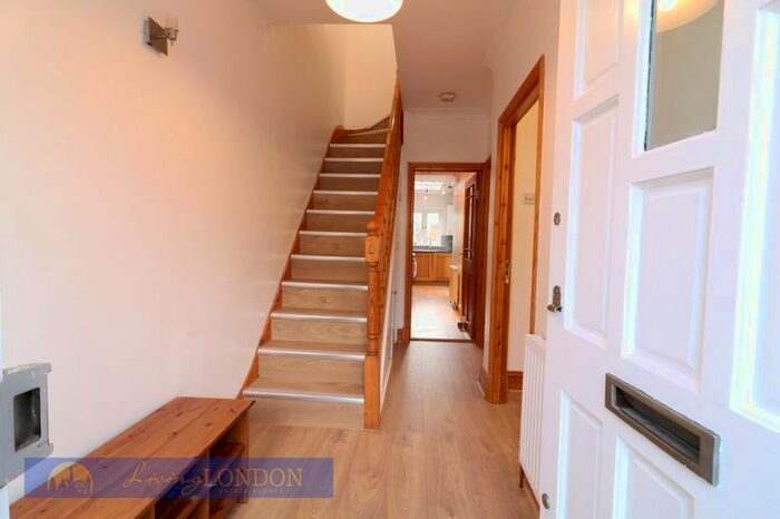3 Bedroom Terraced House To Rent In Croyland Road, London N9