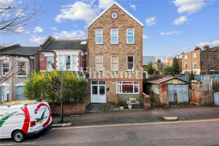 1 Bedroom Apartment To Rent In Duckett Road, London, N4