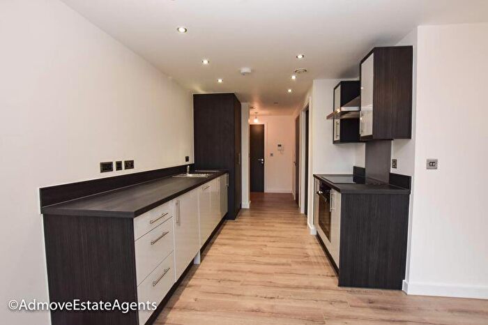 1 Bedroom Apartment To Rent In Albert Vaults, Chapel Street, M3