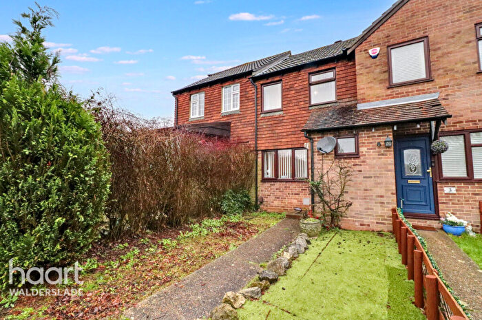 2 Bedroom Terraced House For Sale In Sheraton Court, Chatham, ME5