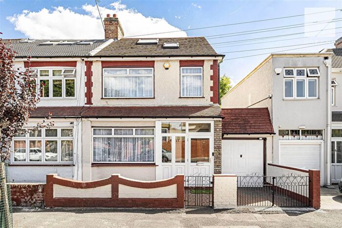 5 Bedroom End Terrace House For Sale In Rushcroft Road, London, E4