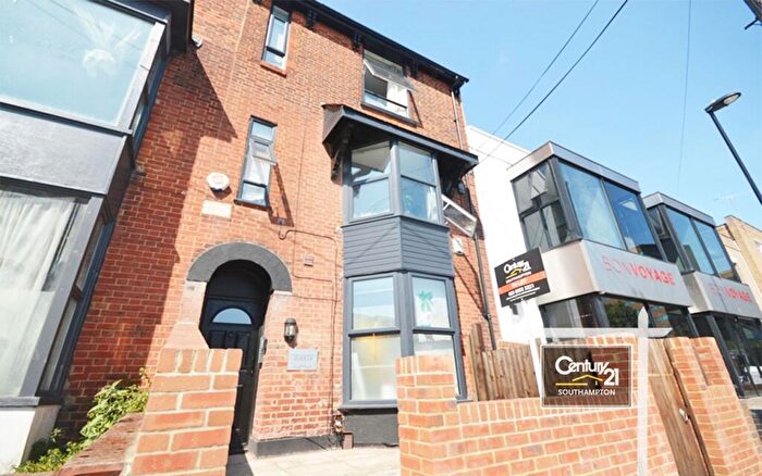 1 Bedroom Flat To Rent In |Ref: |, Bellevue Road, Southampton, SO15