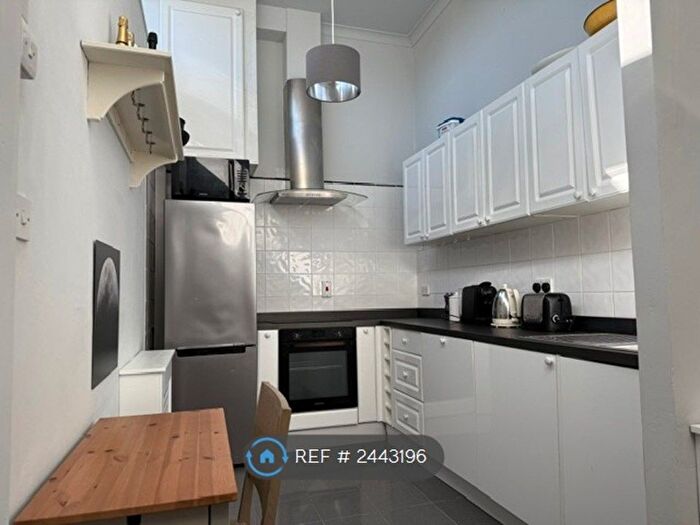 2 Bedroom Flat To Rent In Beckenham Road, Beckenham, BR3