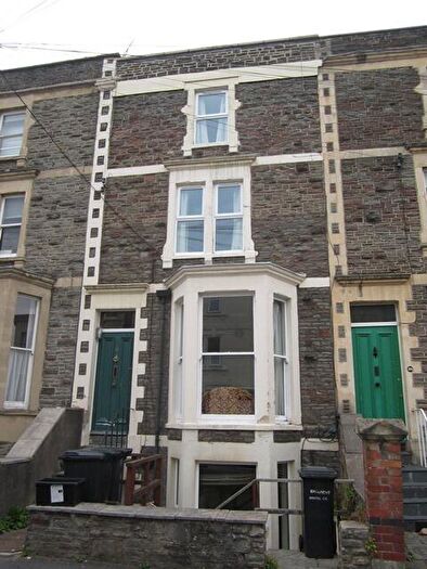 2 Bedroom Flat To Rent In Roslyn Road – Ref, BS6