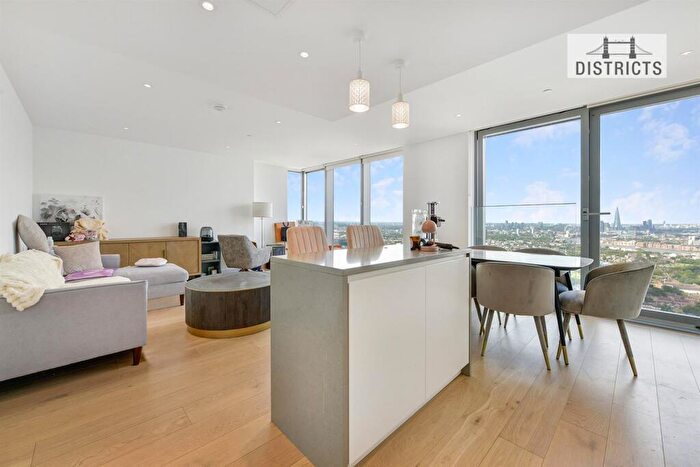 2 Bedroom Apartment For Sale In Landmark Pinnacle, Marsh Wall, E14