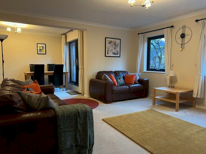 3 Bedroom Flat To Rent In Rownham Mead Hotwells, Bristol, Bristol, BS8