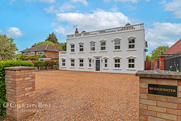 5 Bedroom Detached House For Sale In Bromham Road, Biddenham, MK40