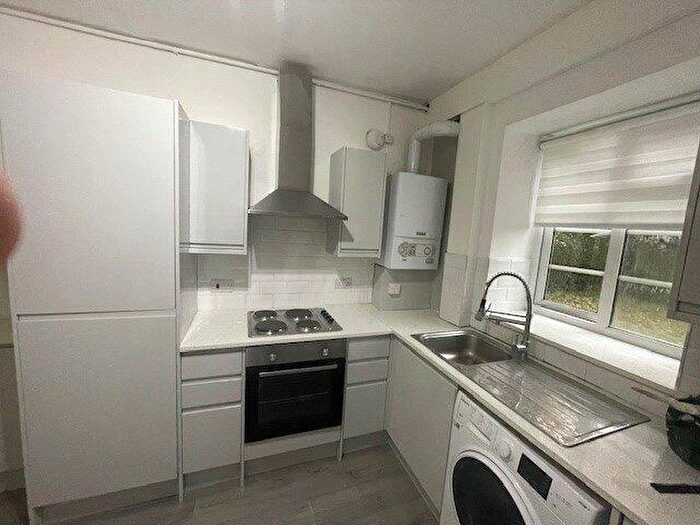 2 Bedroom Apartment To Rent In Manor Court, High Street, Southgate, London, N14