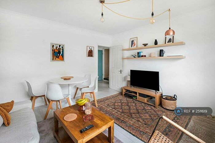 1 Bedroom Flat To Rent In Nuding Close, London, SE13