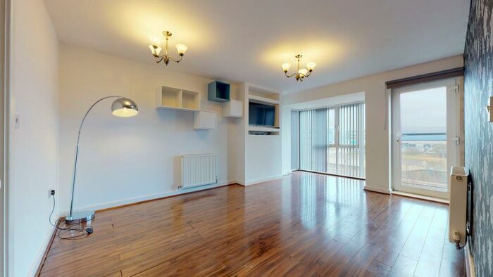 2 Bedroom Flat To Rent In Bridgland Road, RM19