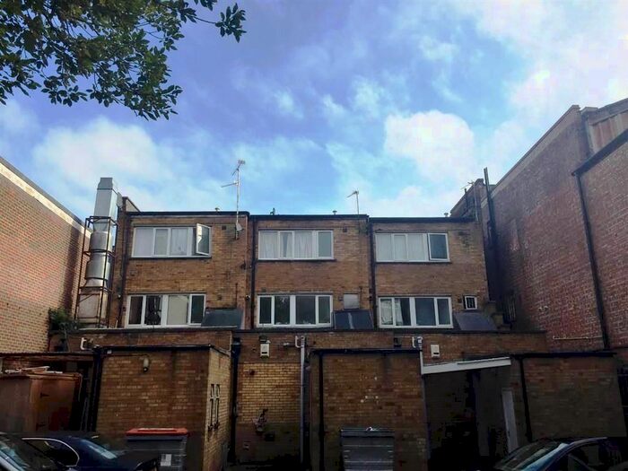 Studio To Rent In High Street North, Dunstable LU6