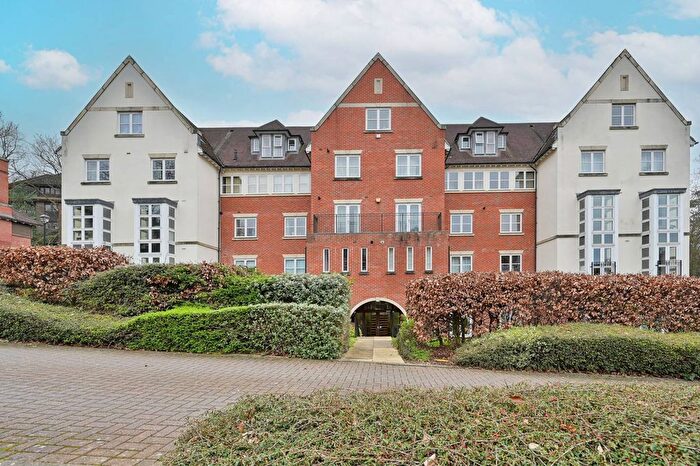 1 Bedroom Flat For Sale In Cottage Close, Harrow On The Hill, Harrow, HA2