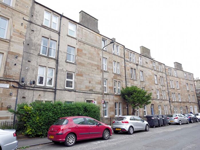 1 Bedroom Flat To Rent In Caledonian Crescent, Dalry, Edinburgh, EH11