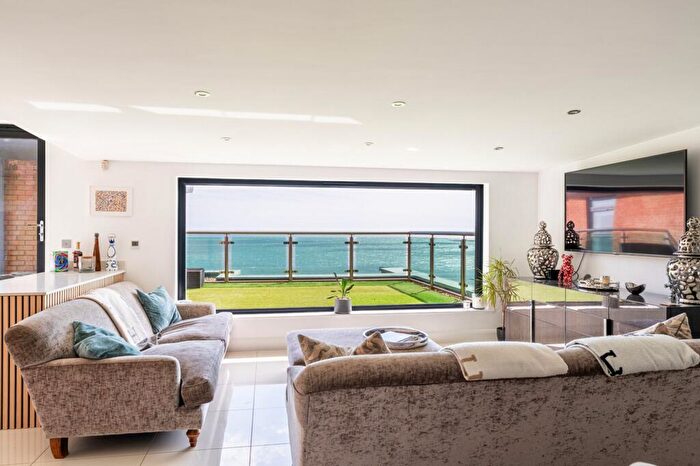 3 Bedroom Apartment For Sale In St. Catherines Road, Bournemouth, BH6