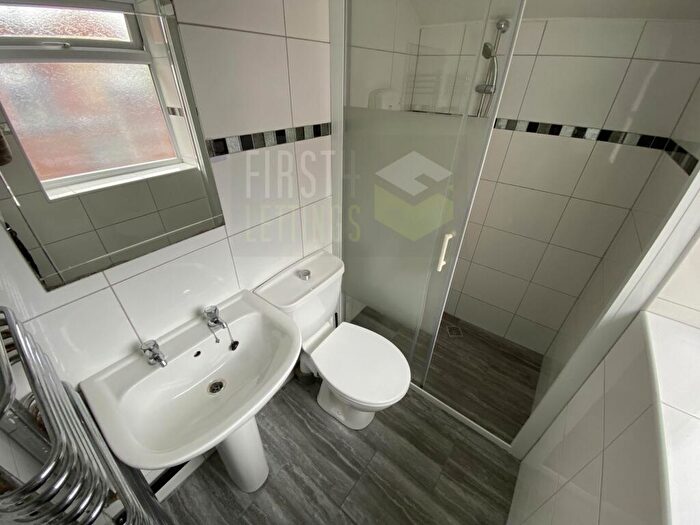 5 Bedroom Terraced House To Rent In Kirby Road, West End, LE3