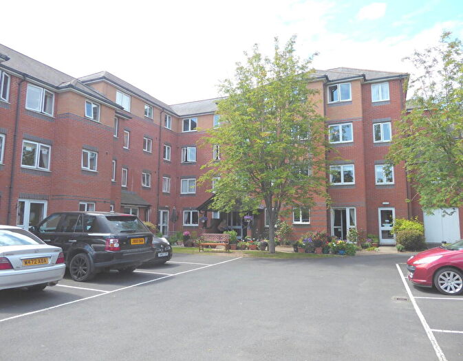 2 Bedroom Apartment To Rent In Britannia Road, Banbury, OX16