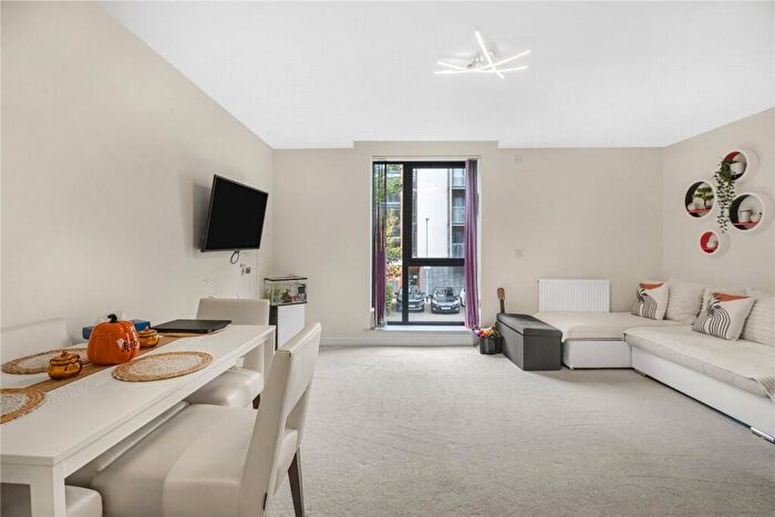 1 Bedroom Flat For Sale In Fletcher Court, Colindale, NW9