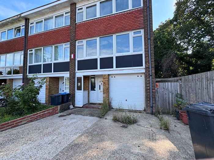 5 Bedroom End Of Terrace House To Rent In Danecourt Gardens, Croydon, CR0