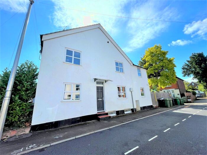 5 Bedroom Terraced House To Rent In Eagle Road, Guildford, Surrey, GU1