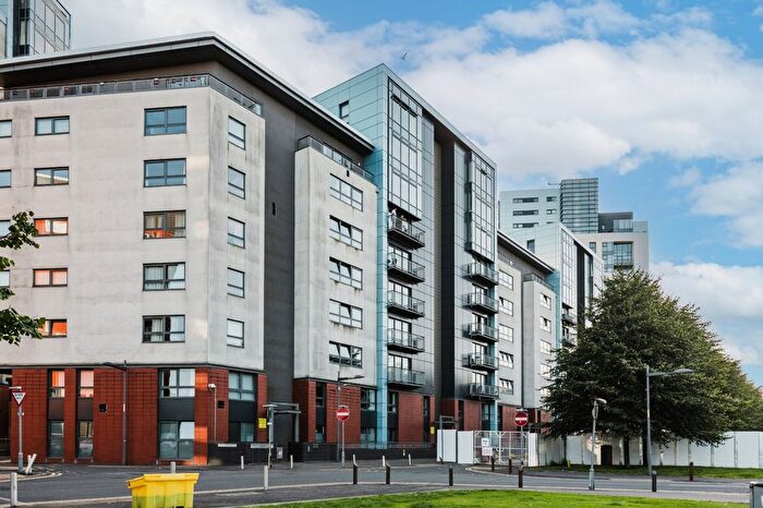 2 Bedroom Flat To Rent In Glasgow Harbour Terraces, Glasgow, G11