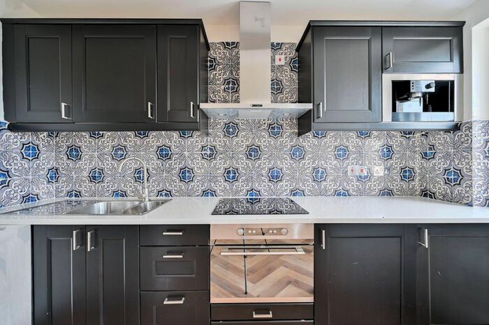 2 Bedroom Maisonette To Rent In Onslow Gardens, South Kensington, London, SW7