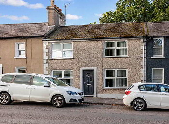 3 Bedroom Mid TownHouse For Sale In Lisburn Steet, Royal Hillsborough, BT26