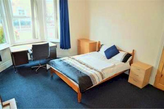 2 Bedroom Flat To Rent In Simonside Terrace, Heaton, NE6