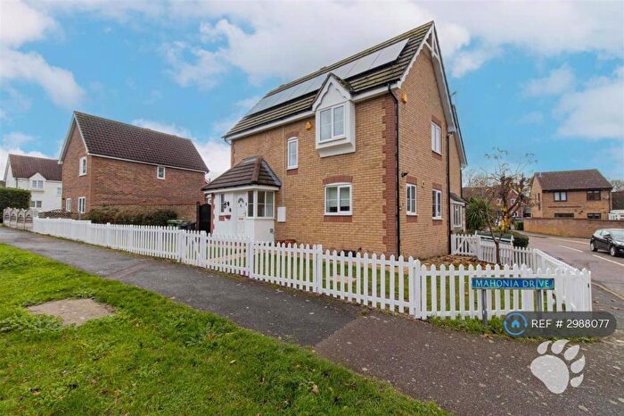 4 Bedroom Detached House To Rent In Nightingales, Langdon Hills, Basildon, SS16