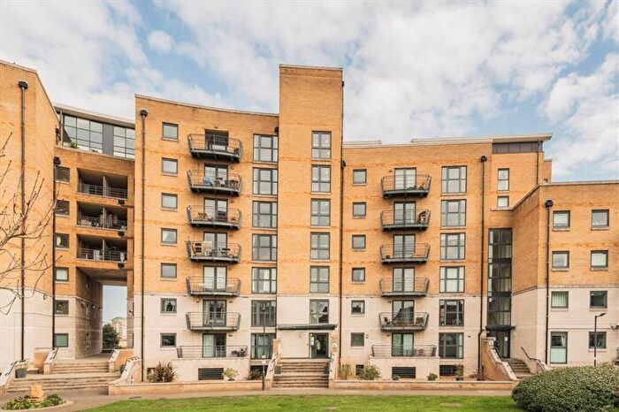 1 Bedroom Flat To Rent In Greenfell Mansions, Greenwich, SE8