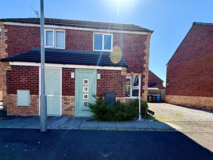 2 Bedroom Semi-Detached House For Sale In Fernwood Avenue, Liverpool, L36