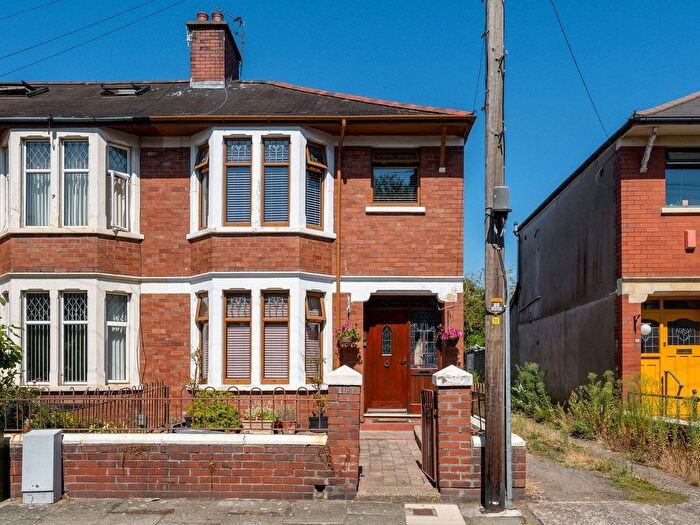 3 Bedroom End Terrace House For Sale In Leckwith Avenue, Cardiff, CF11