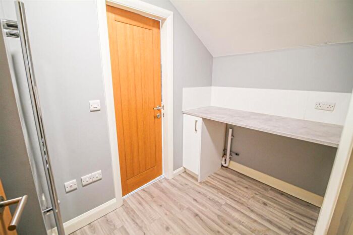 1 Bedroom Flat To Rent In Woodborough Road, Nottingham, NG3