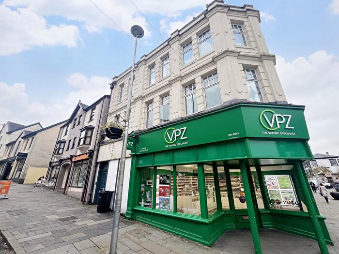 2 Bedroom House To Rent In George Street, Pontnewynydd, Pontypool, NP4