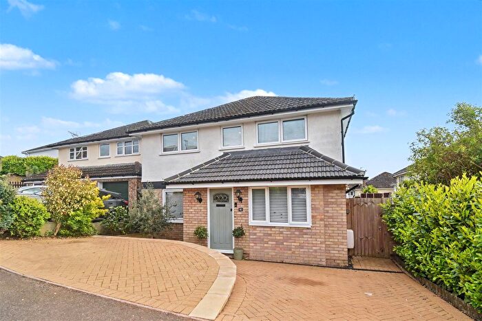 4 Bedroom Detached House For Sale In Stonepit Drive, Cottingham, Market Harborough, LE16