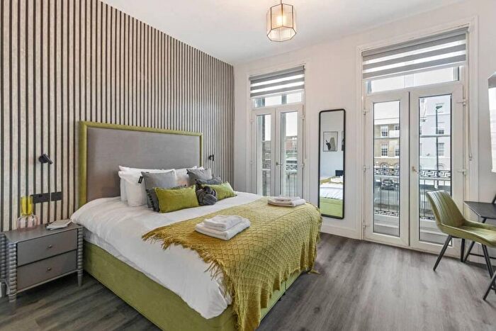 1 Bedroom Flat To Rent In Camberwell Road, London, SE5